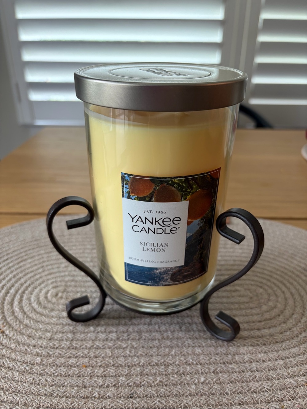 Yankee Candle Decorative Round Metal Toppers and Candle Stand - Picture 6 of 7